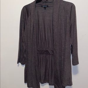 Gray three-quarter sleeve cardigan